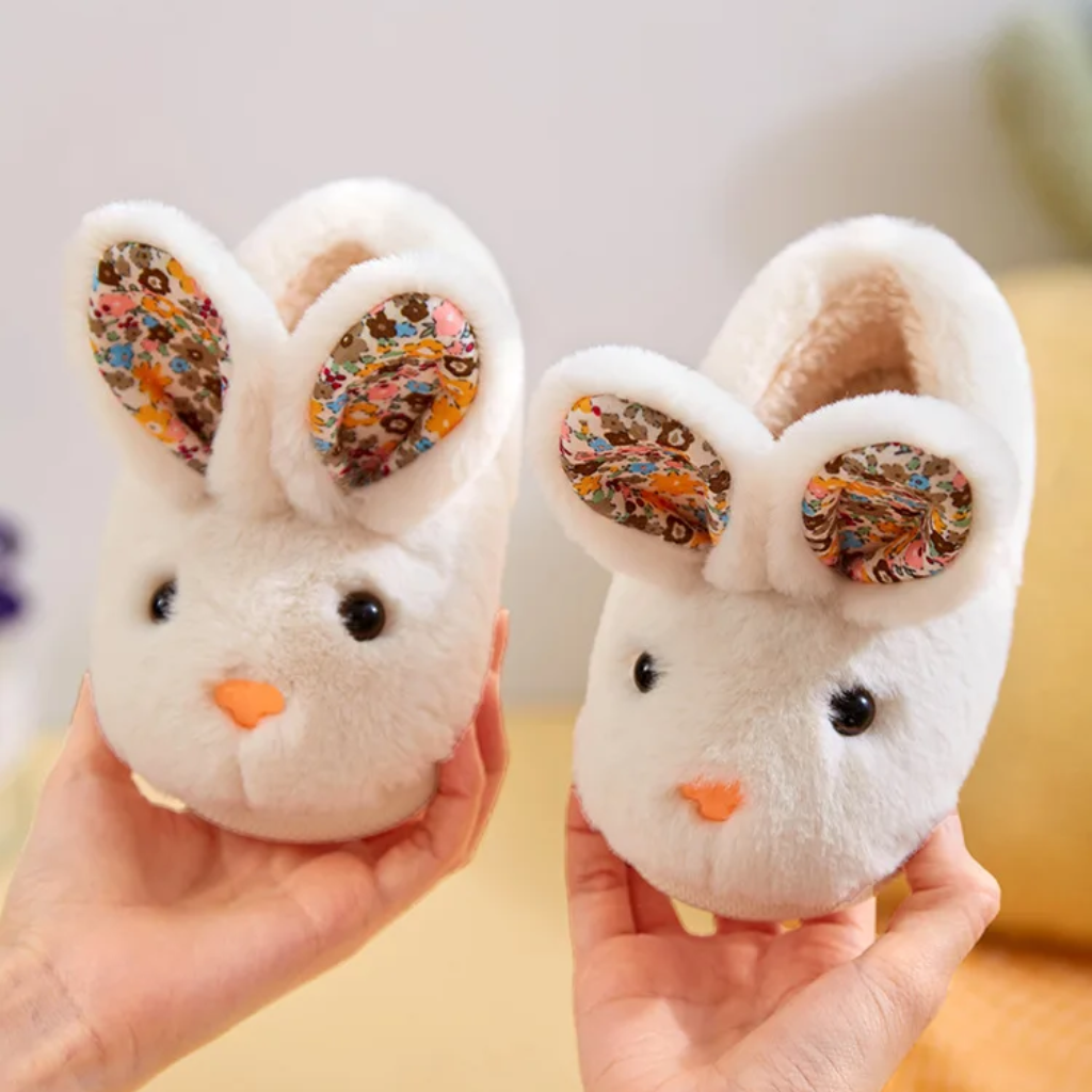 BunnyToes – Douces et chaudes – Chaussons en peluche en forme de lapin