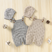 Thumbnail for MiniCozy – Doux et confortable – Salopette tricotée pour bébé avec bonnet