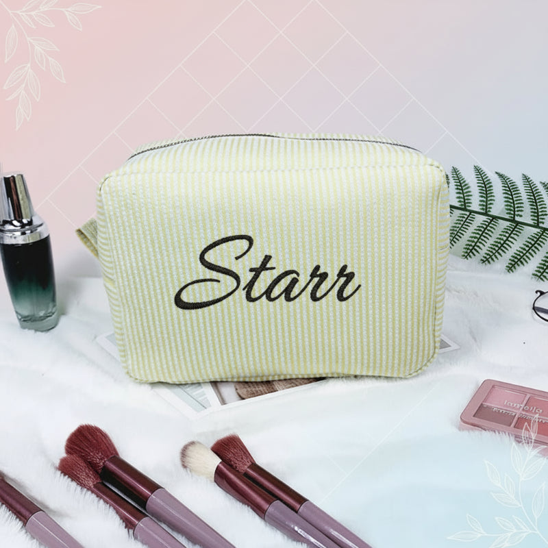 Striped Name Pouch – Personnalisée et élégante – Trousse à maquillage