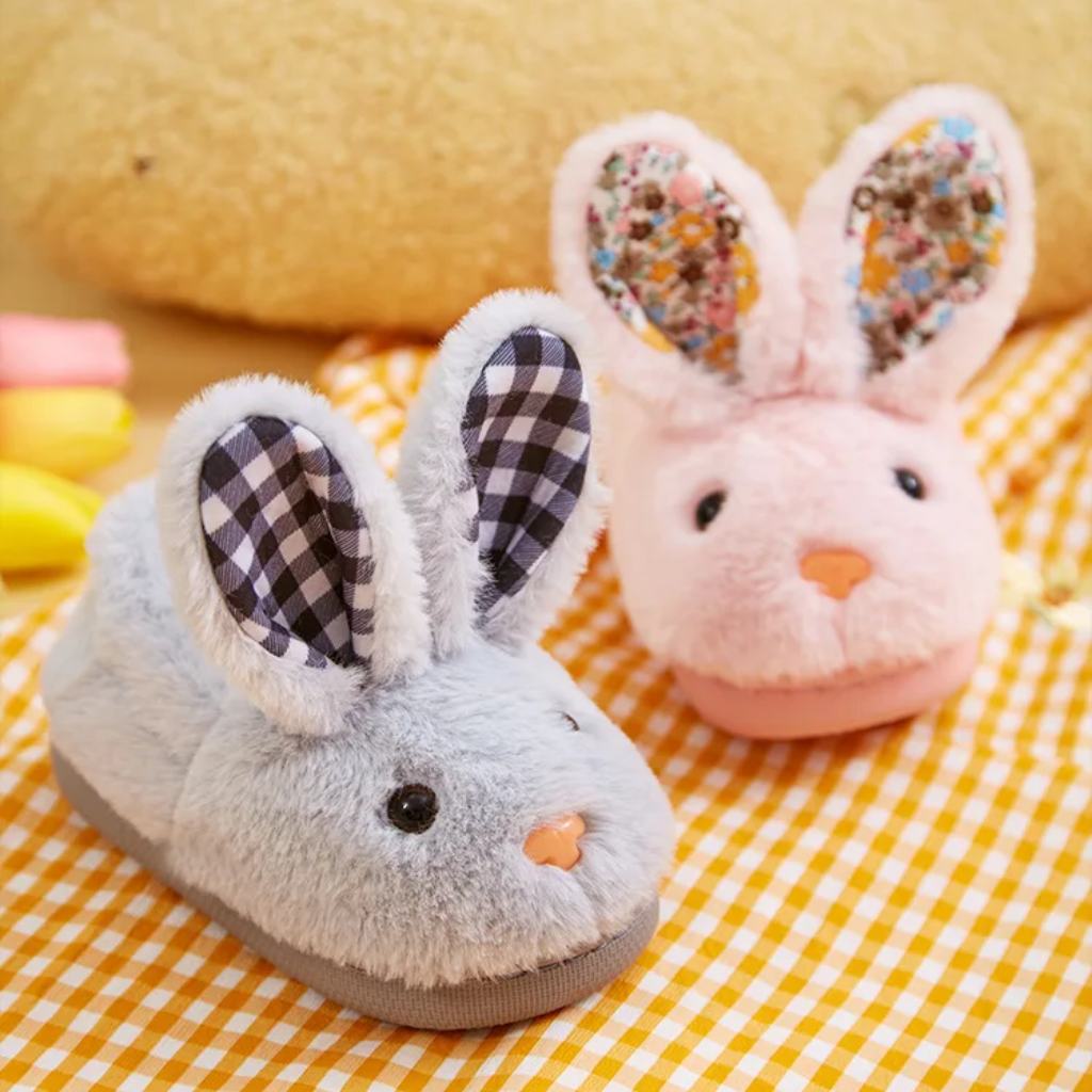 BunnyToes – Douces et chaudes – Chaussons en peluche en forme de lapin