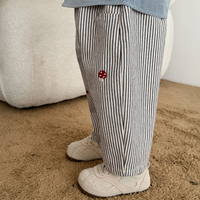 Thumbnail for LittlePatch – Doux et confortables – Pantalons pour enfants avec détails brodés