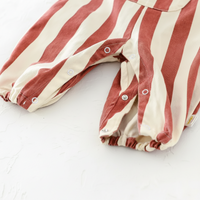 Thumbnail for Striped Overall Romper – Douceur et confort – Combinaison pour enfant