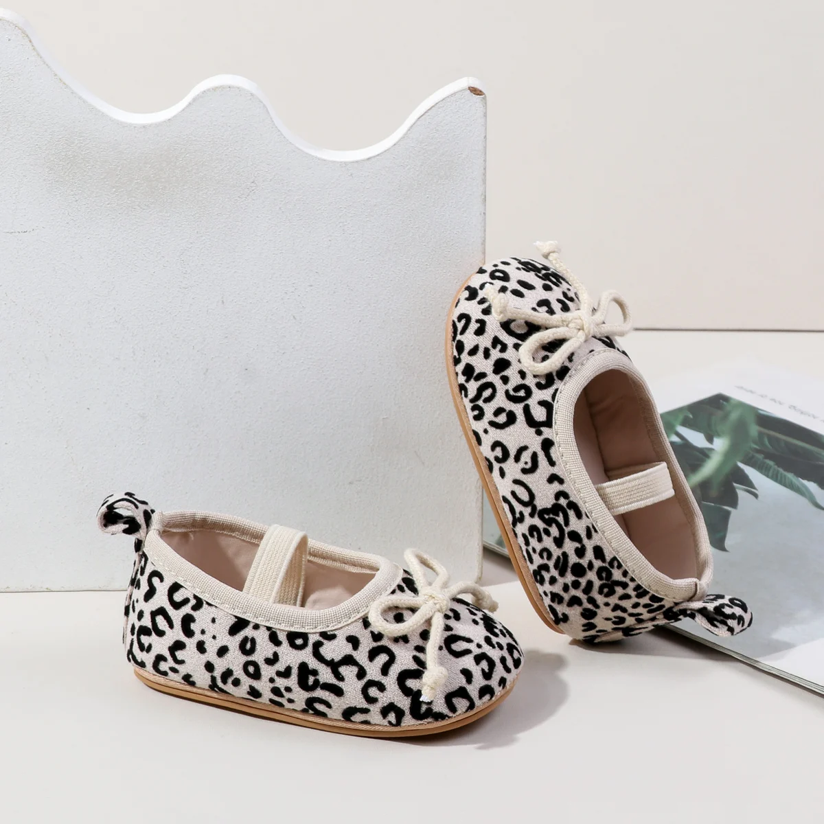 TinyStyle – Mignonnes et élégantes – Chaussures pour bébés filles à imprimé léopard