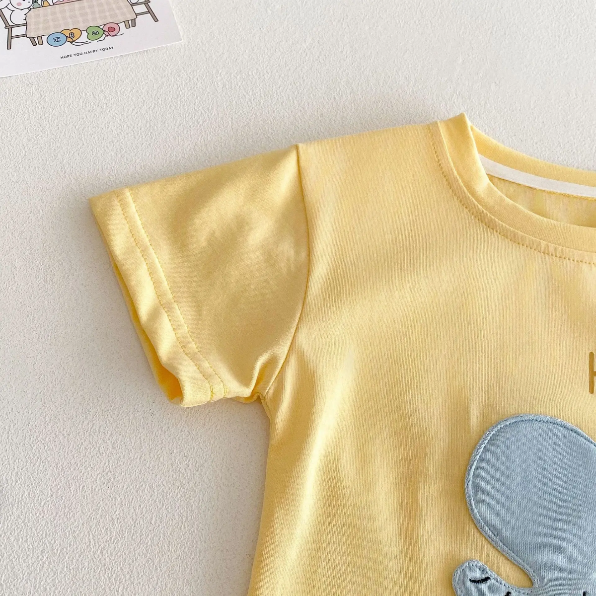 LittlePatch – Dessins animés & Fun  – T-shirt pour enfant avec des écussons de dessins animés