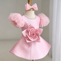 Thumbnail for LittleRose – Élégante et festive – Robe pour fille avec fleur en 3D et manches bouffantes