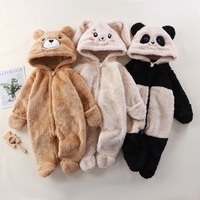 Thumbnail for CozyBear – Doux et chaud – Combinaison pour bébé avec capuche à motif animalier