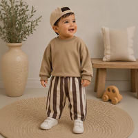Thumbnail for SoftStripe – Doux et confortable – Pantalon pour bébé à rayures