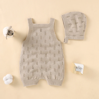 Thumbnail for MiniCozy – Doux et confortable – Salopette tricotée pour bébé avec bonnet