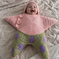 Thumbnail for CozyStar – Doux et fait main – Combinaison pour bébé tricotée avec un motif en forme d'étoile