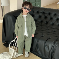 Thumbnail for Boys Fashion – Tendance et confort – Ensemble cargo pour garçons