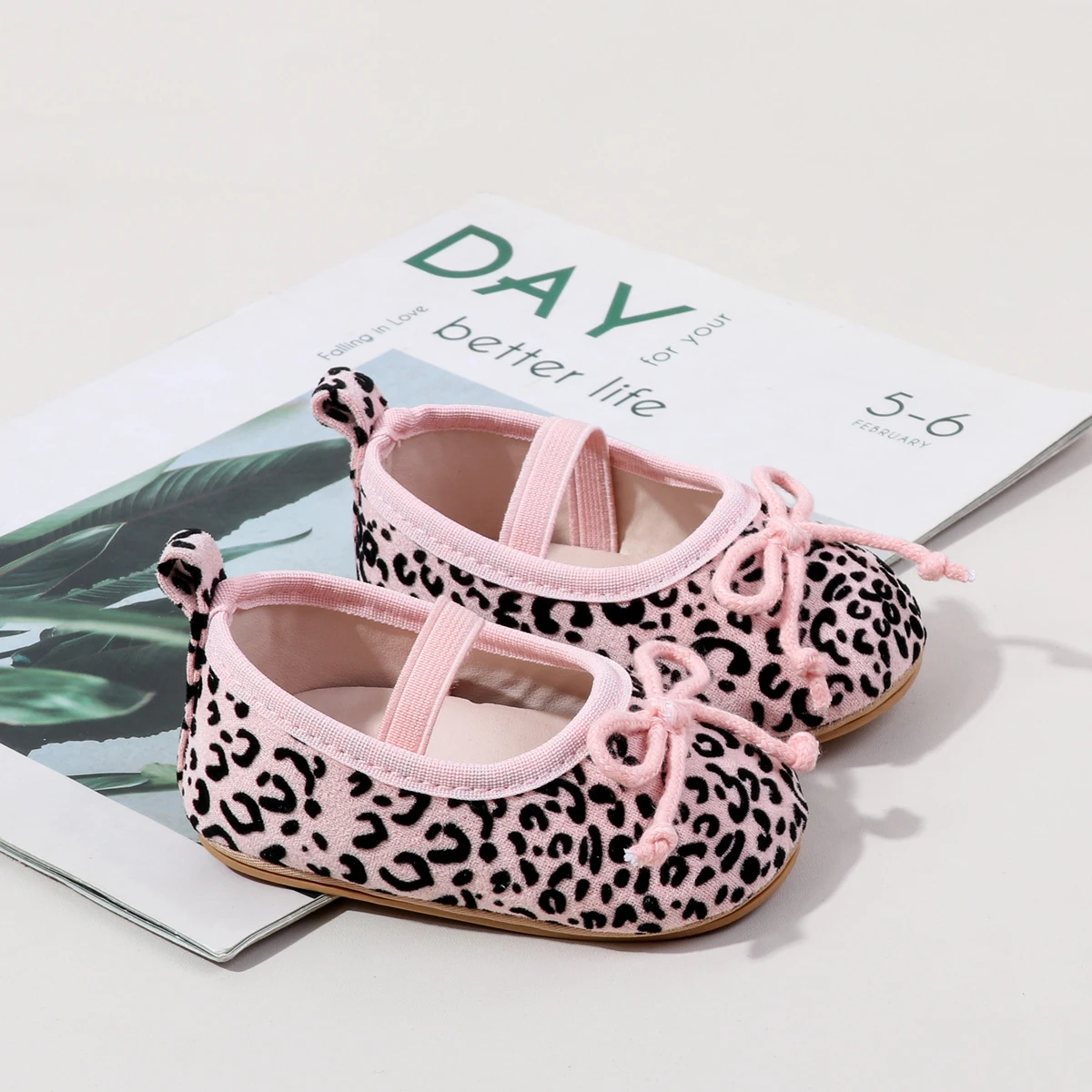 TinyStyle – Mignonnes et élégantes – Chaussures pour bébés filles à imprimé léopard