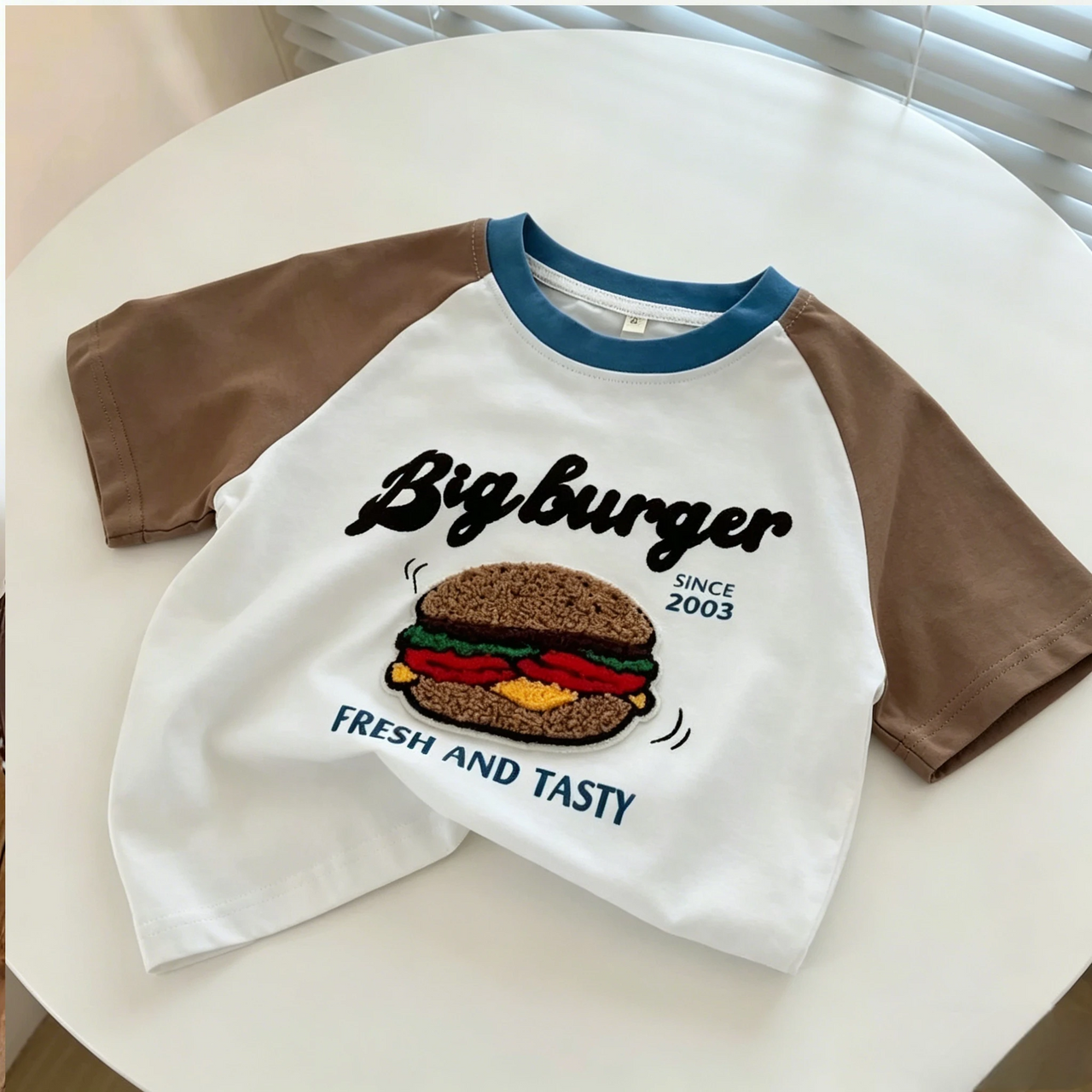 StreetBoy – Tendance et confortable – T-shirt pour enfant à manches raglan et imprimé