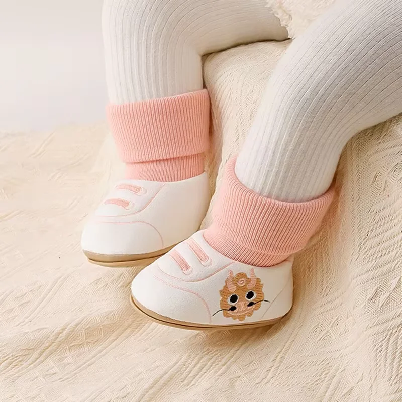LittleCloud – Confortables et pratiques – Chaussures chaudes pour bébés avec chaussette haute