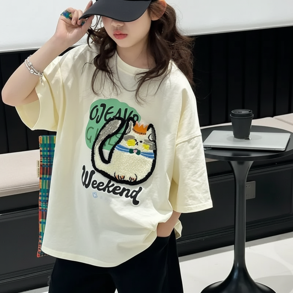 FunPaws – Ludique et élégant – T-shirt oversize à imprimé chat