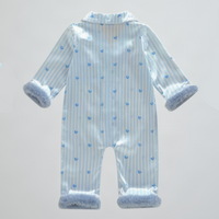 Thumbnail for TinyLove – Doux et chaud – Combinaison pour bébé à imprimé cœurs et détails en peluche