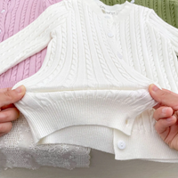 Thumbnail for CozyBelle – Élégant et chaleureux – Cardigan tricoté à boutons