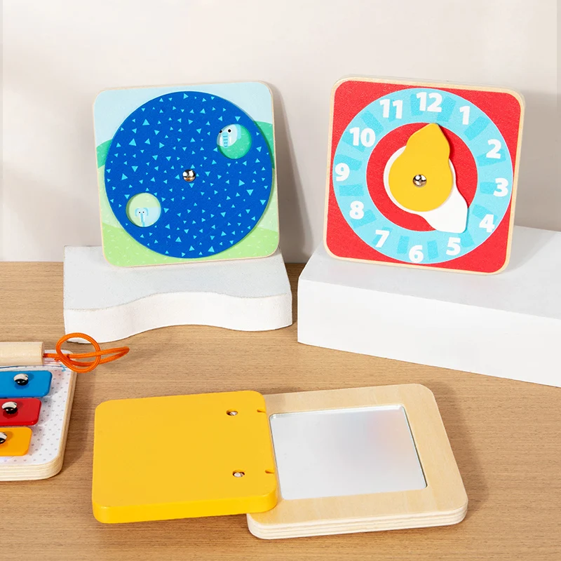 TinySkills – Créatif et éducatif – Tableau d'activités magnétique Montessori