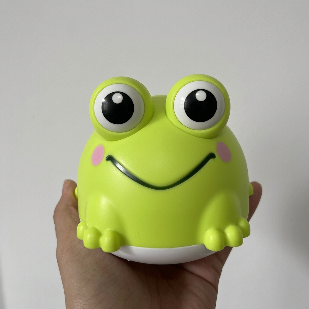FrogSplash – Joyeux et interactif – Fontaine à eau automatique
