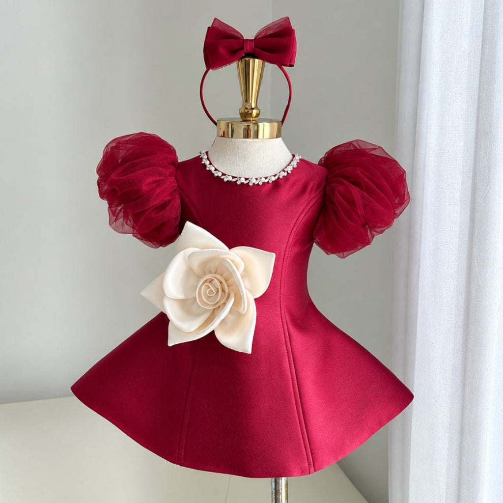 LittleRose – Élégante et festive – Robe pour fille avec fleur en 3D et manches bouffantes