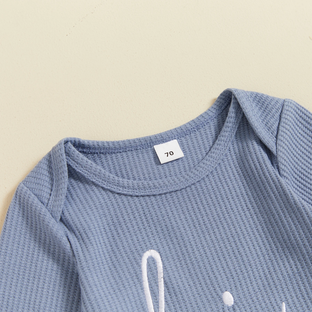 CuddleBaby – Bonjour, je suis nouvelle ici – Ensemble combi-pantalon et bonnet pour bébé