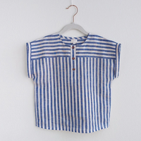 Thumbnail for LittleClassic – Élégant et confortable – Chemise en lin pour garçon avec boutons décoratifs