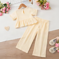 Thumbnail for SoftCharm – Élégant et confortable – Ensemble pour fille avec haut à volants et pantalon long