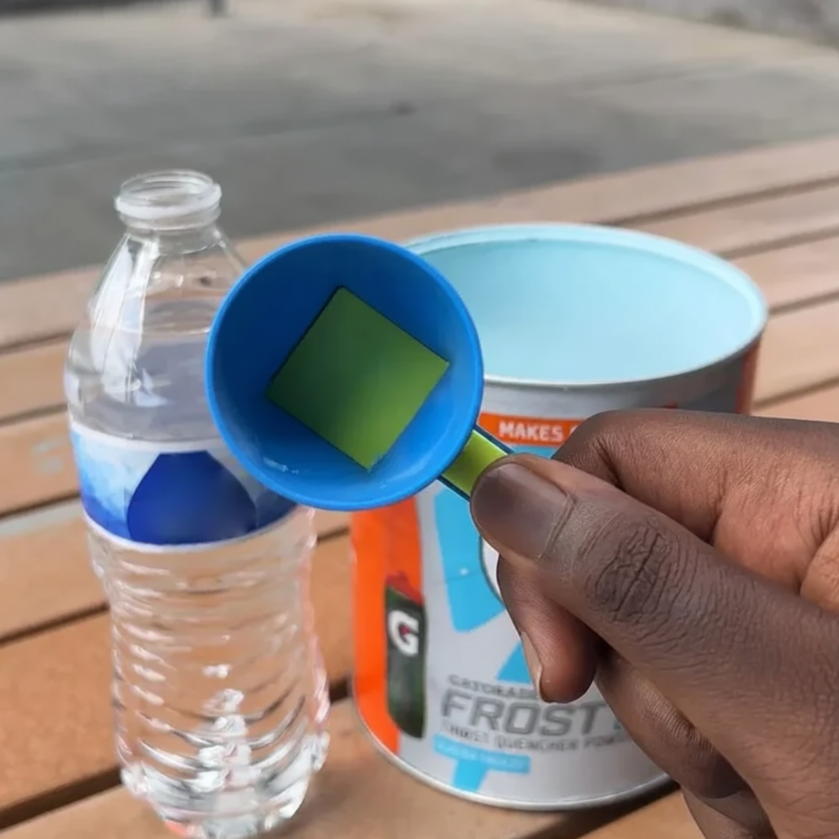 PourPerfect – Cuisine & Sur mesure – Tasse à mesurer, cuillère et entonnoir