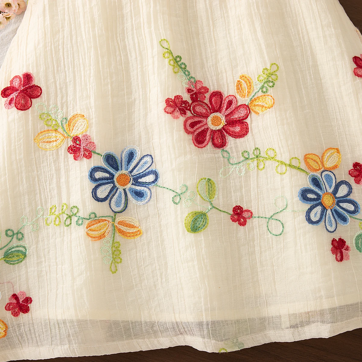 MiniFlora – Légère et ravissante – Robe brodée pour petites filles