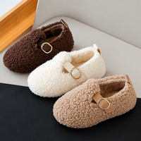 Thumbnail for WarmSteps – Confortables et douillets – Chaussons d'hiver en peluche pour enfants