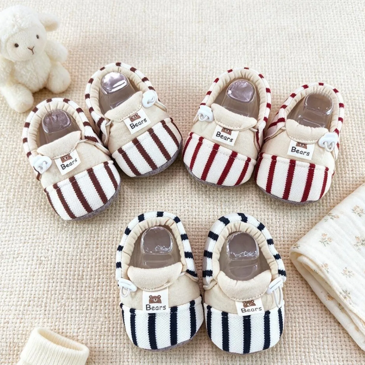 TinyToes – Douces et chaudes – Premières chaussures pour bébé au motif rayé