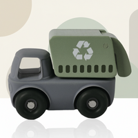 Thumbnail for Montessori Silicone Toy Car – Sûr et adapté à la dentition – Jouet de dentition en silicone en forme de véhicule