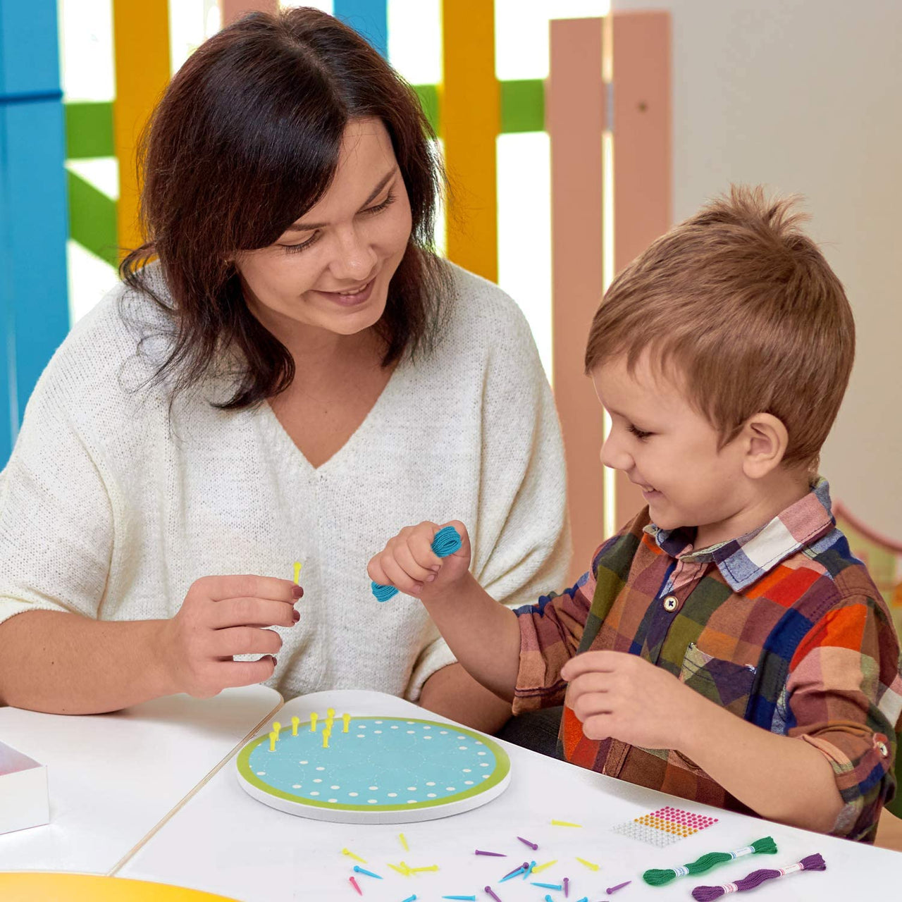 String Art Craft Kit™ - Créations colorées avec du fil - Kit d'artisanat de fil