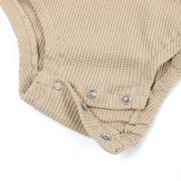 Thumbnail for SnuggleHue – Doux et confortable – Body pour bébé arc-en-ciel