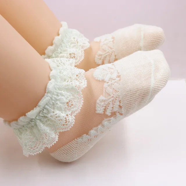 BabyBliss – Confortables et légères – Chaussettes en dentelle pour bébé