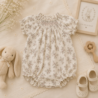 Thumbnail for Vintage Rompers – Intemporel et doux – Combinaison pour bébé