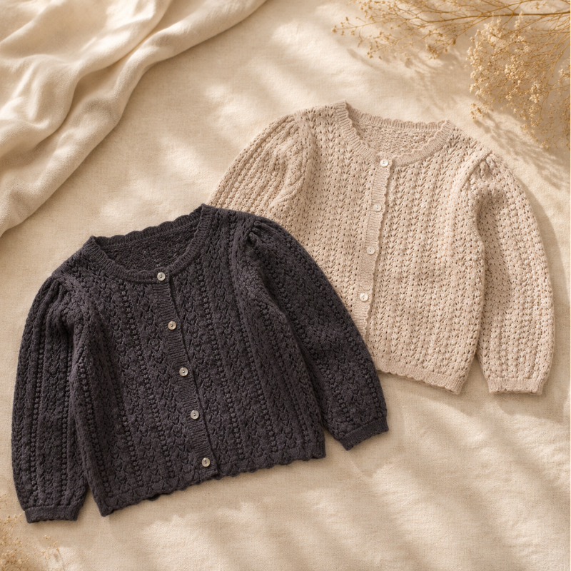 Buttoned Cardigan – Doux et confortable – Cardigan en maille pour enfant
