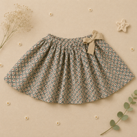 Thumbnail for Matching Set – Confortable et imprimé marguerite – Bloomer, jupe et chemisier