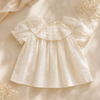 Ruffle Collar Top – Élégant et confortable – Haut à col décoratif et manches bouffantes