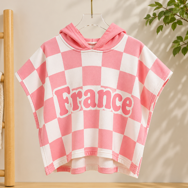 Personalized Hooded Towel – Douce et unique – Cape de bain personnalisée pour enfant