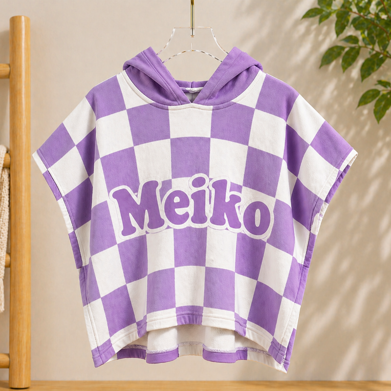 Personalized Hooded Towel – Douce et unique – Cape de bain personnalisée pour enfant