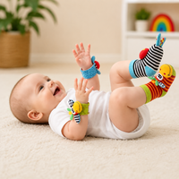 Thumbnail for Wrist Rattle and Socks – Motricité et jeu – Hochets pour bébés (lot de 4)
