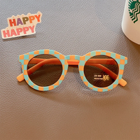 Thumbnail for Colorful Kids Sun Shades – Protection UV et élégance – Lunettes de soleil pour enfants