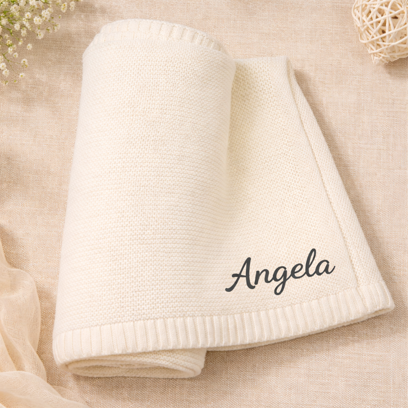 Personalized Baby Blanket – Douce et unique – Couverture en coton personnalisée et brodée