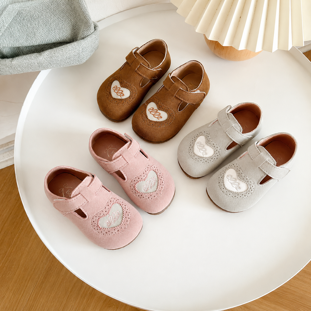 Barefoot – Cuir et pieds nus – Chaussures pour enfants à semelles souples