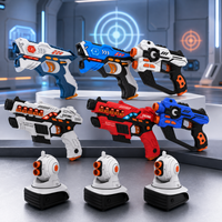 Thumbnail for TargetPro – Compétitif et aventureux – Kit de combat laser « Pistolets »