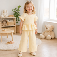 Thumbnail for SoftCharm – Élégant et confortable – Ensemble pour fille avec haut à volants et pantalon long