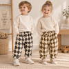 RetroBloom – Confortable et ludique – Pantalon pour enfant à motif argyle