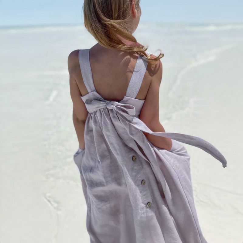 BloomGrace – Mignonne et confortable – Robe pour enfant avec nœud et bretelles réglables