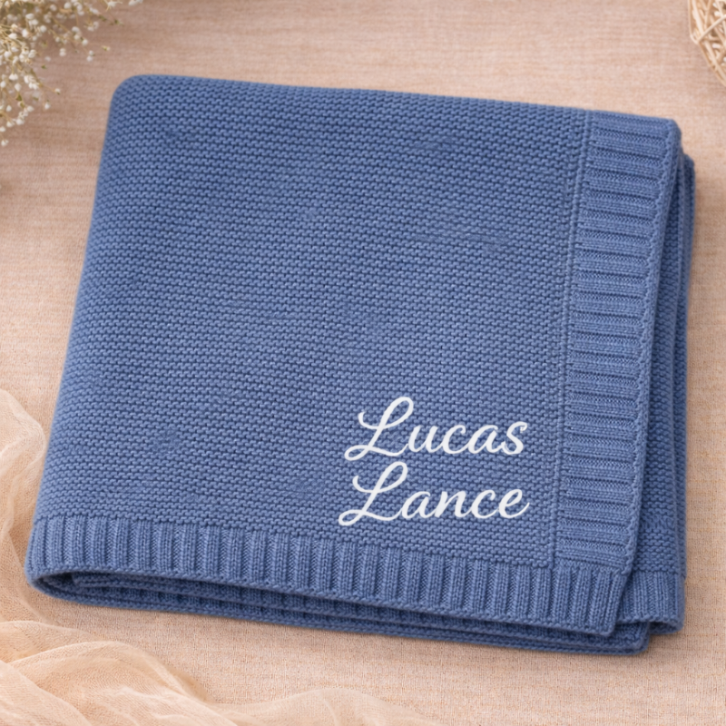 Personalized Baby Blanket – Douce et unique – Couverture en coton personnalisée et brodée