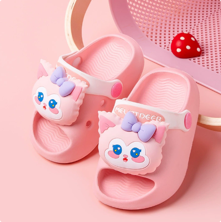 Mini Fashion – Gaieté et sécurité – Chaussons de plage à pois